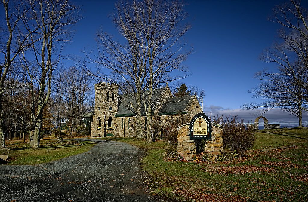 The path leading up to the chapel